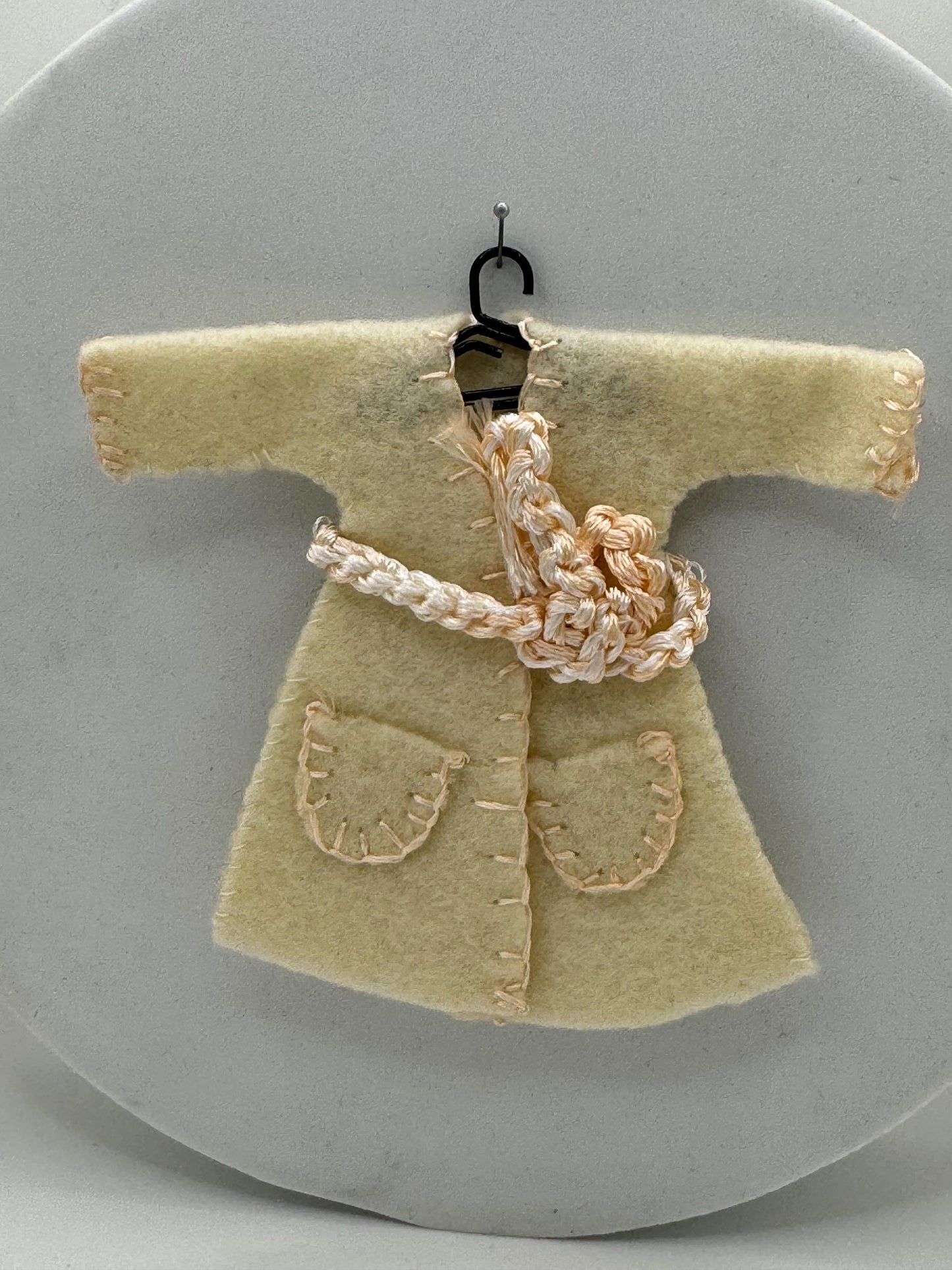 Dolls House 1/12th Dressing Gown x1