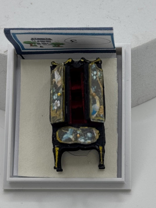Dolls House 1/48th / 1:48 /Quarter Scale - oriental cabinet