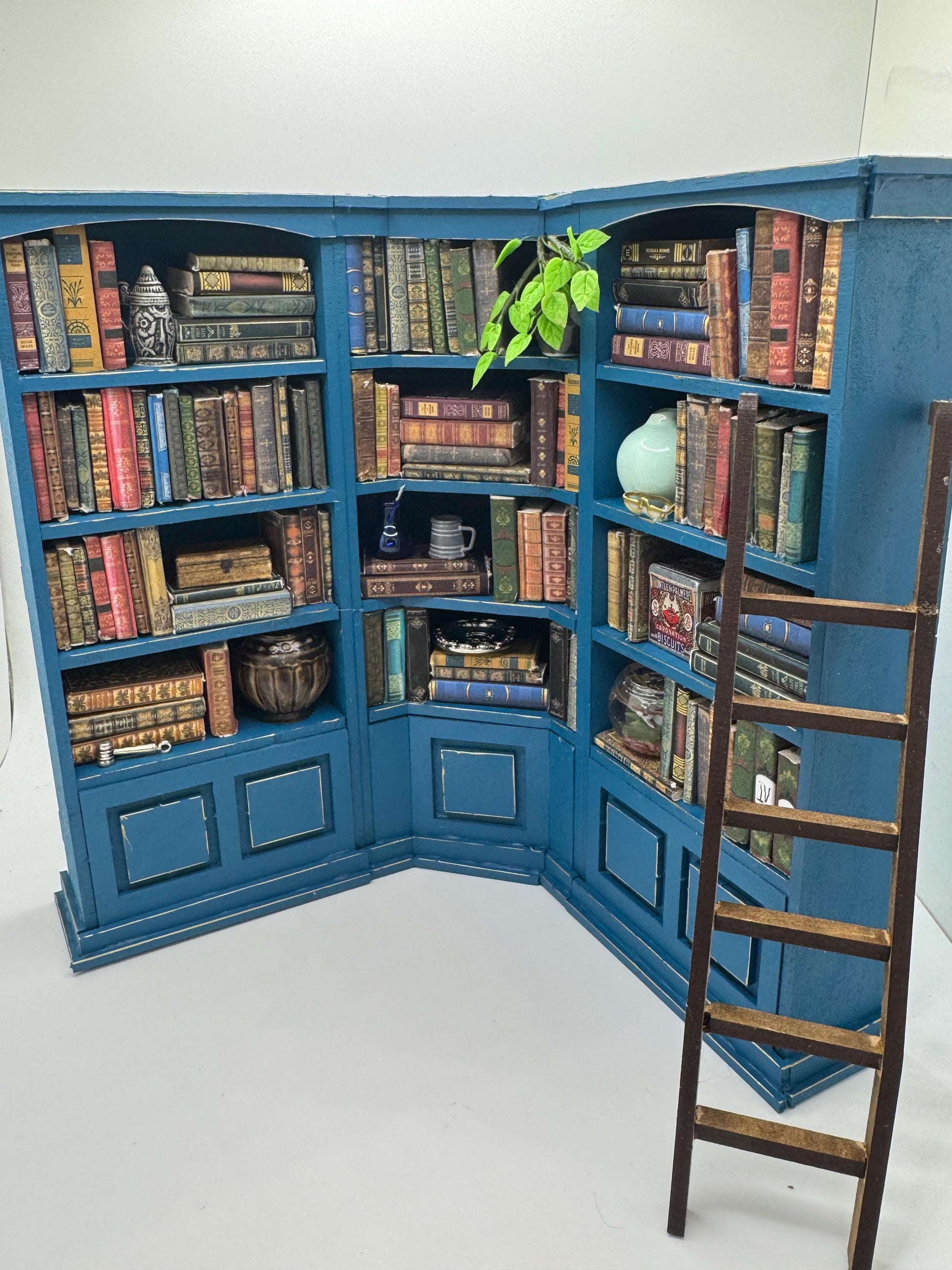 Dolls House Miniatures - 1/12th Peacock Blue Corner Bookshelf / Bookcase