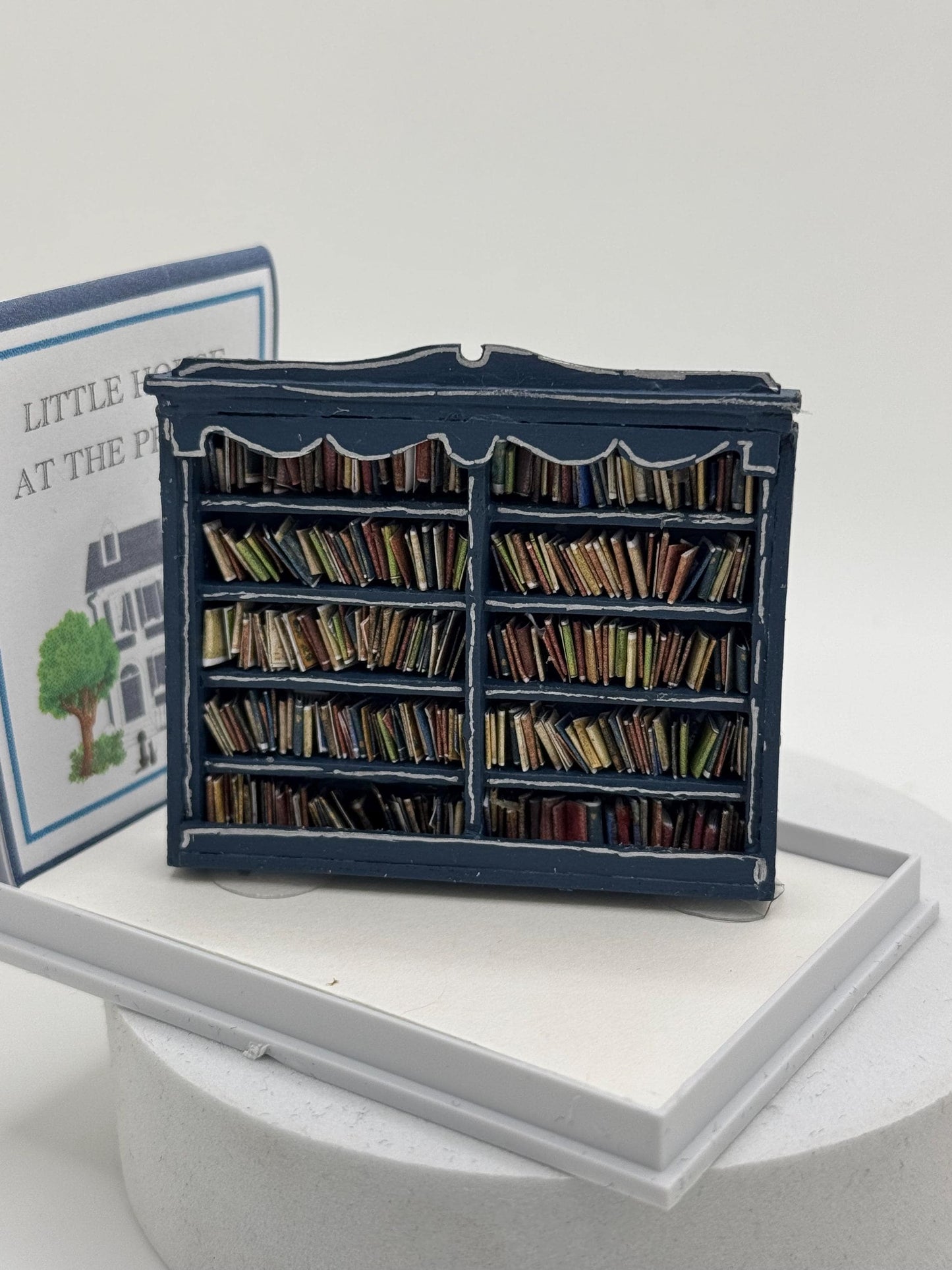 Dolls House 1/48th / 1:48 /Quarter Scale - Large Bookcase