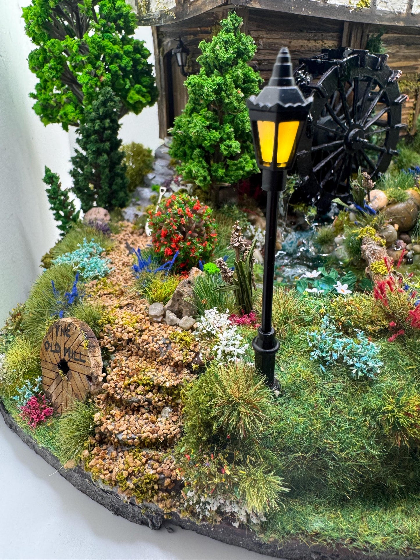 Dolls House Miniatures ( 1/48th - 1:48th - 1/4" - Quarter Inch Scale ) The Old Mill - OOAK