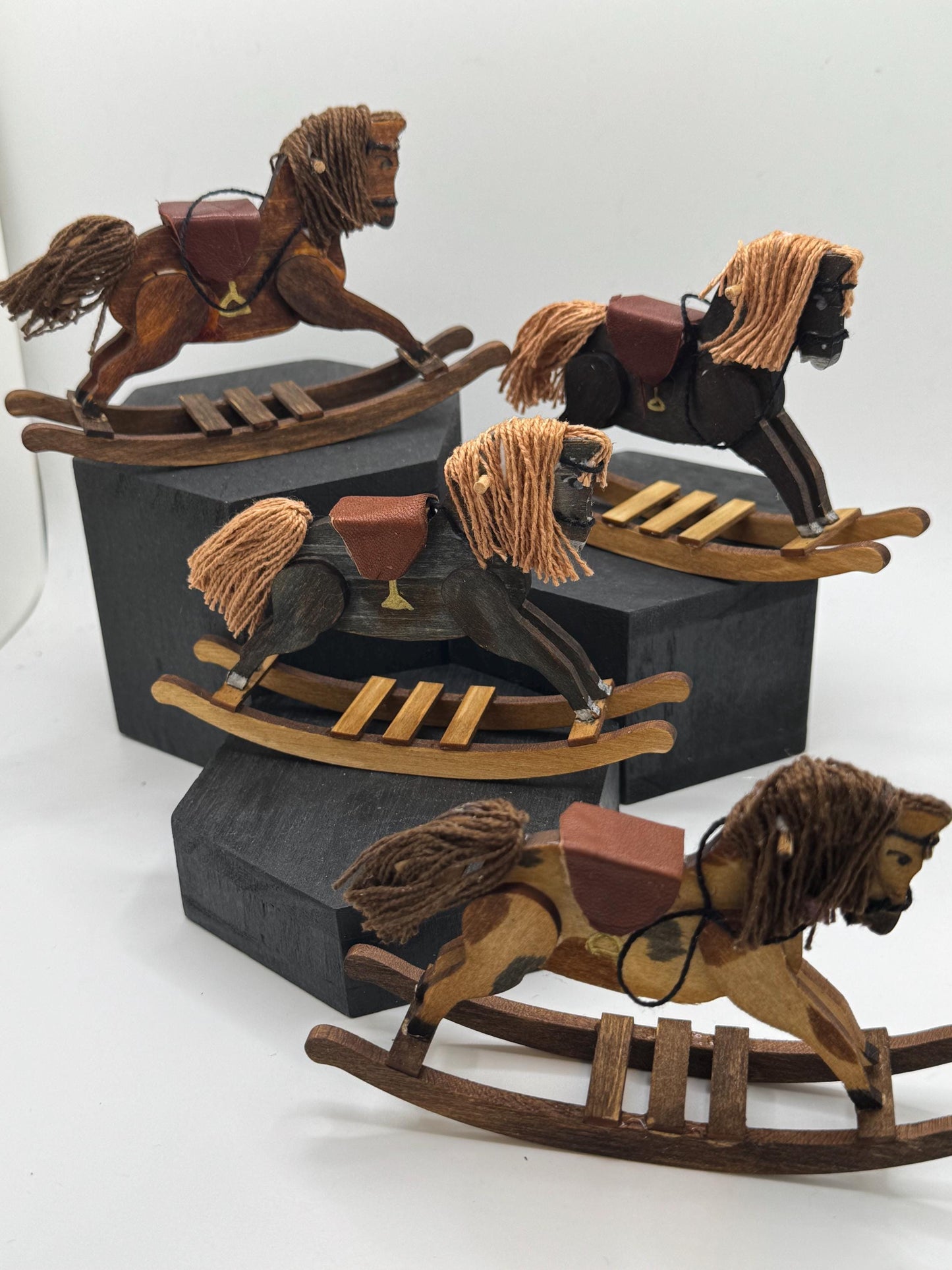 Dolls House Miniatures - 1/12th Rocking Horse x1