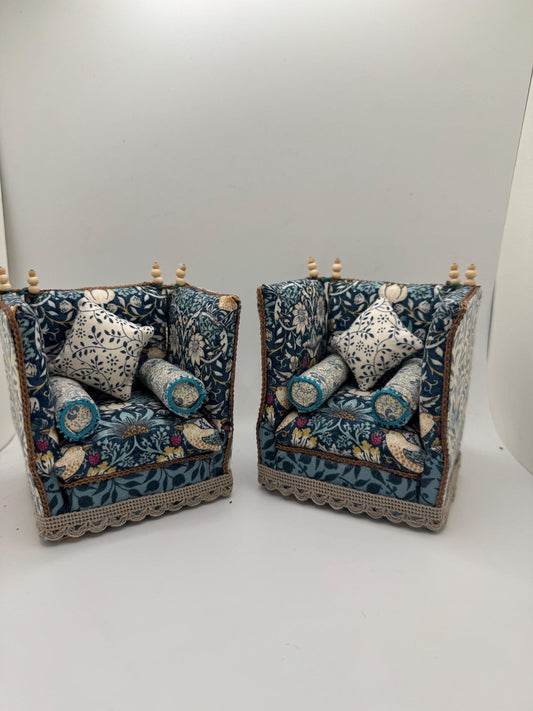 Dolls House Miniatures - 1/12th William Morris Knole chair x 1