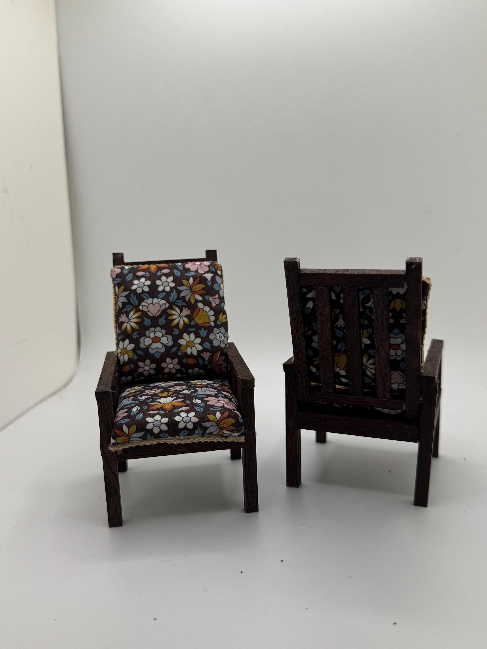 Dolls House Miniatures - 1/12 Arts and Crafts Chairs - Liberty fabric x1 chair