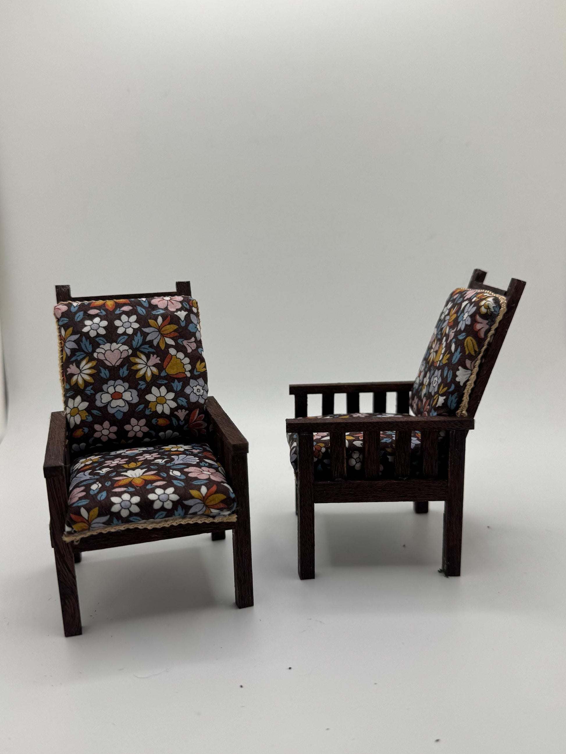Dolls House Miniatures - 1/12 Arts and Crafts Chairs - Liberty fabric x1 chair