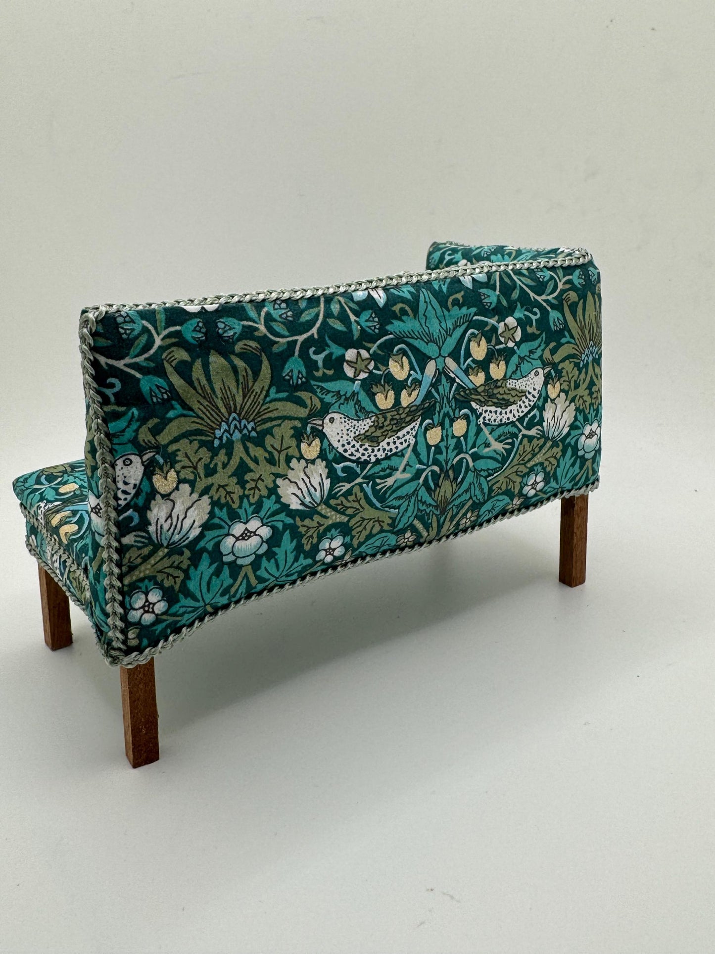 Dolls House Miniatures - 1/12th Scale chaise seat - William Morris ( Liberty ) fabric