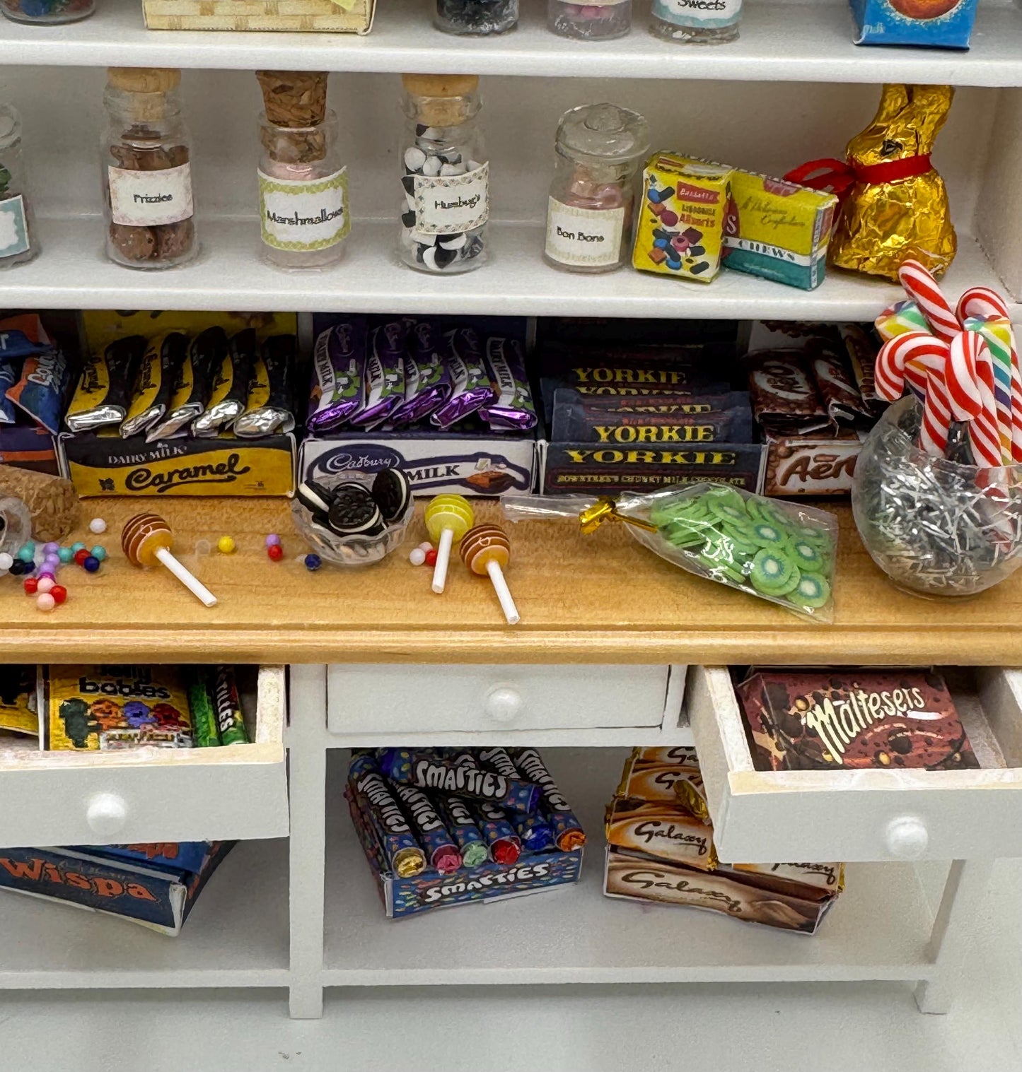 Dolls House Miniatures - 1/12th Sweet Shop display / dresser / hutch