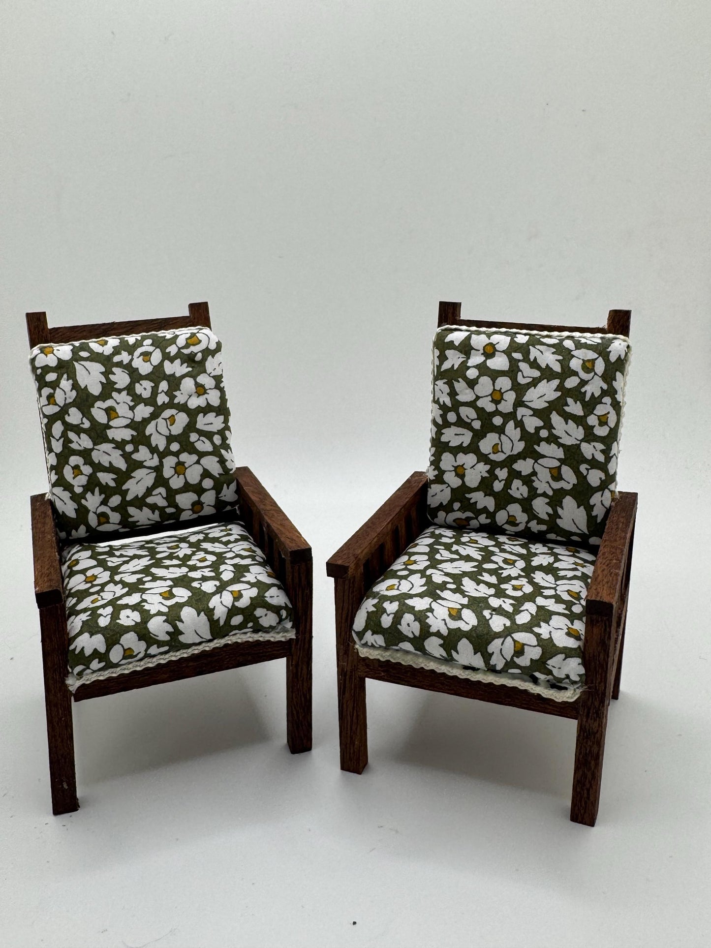 Dolls House Miniatures - 1/12 Arts and Crafts Chairs - Liberty fabric x1 chair