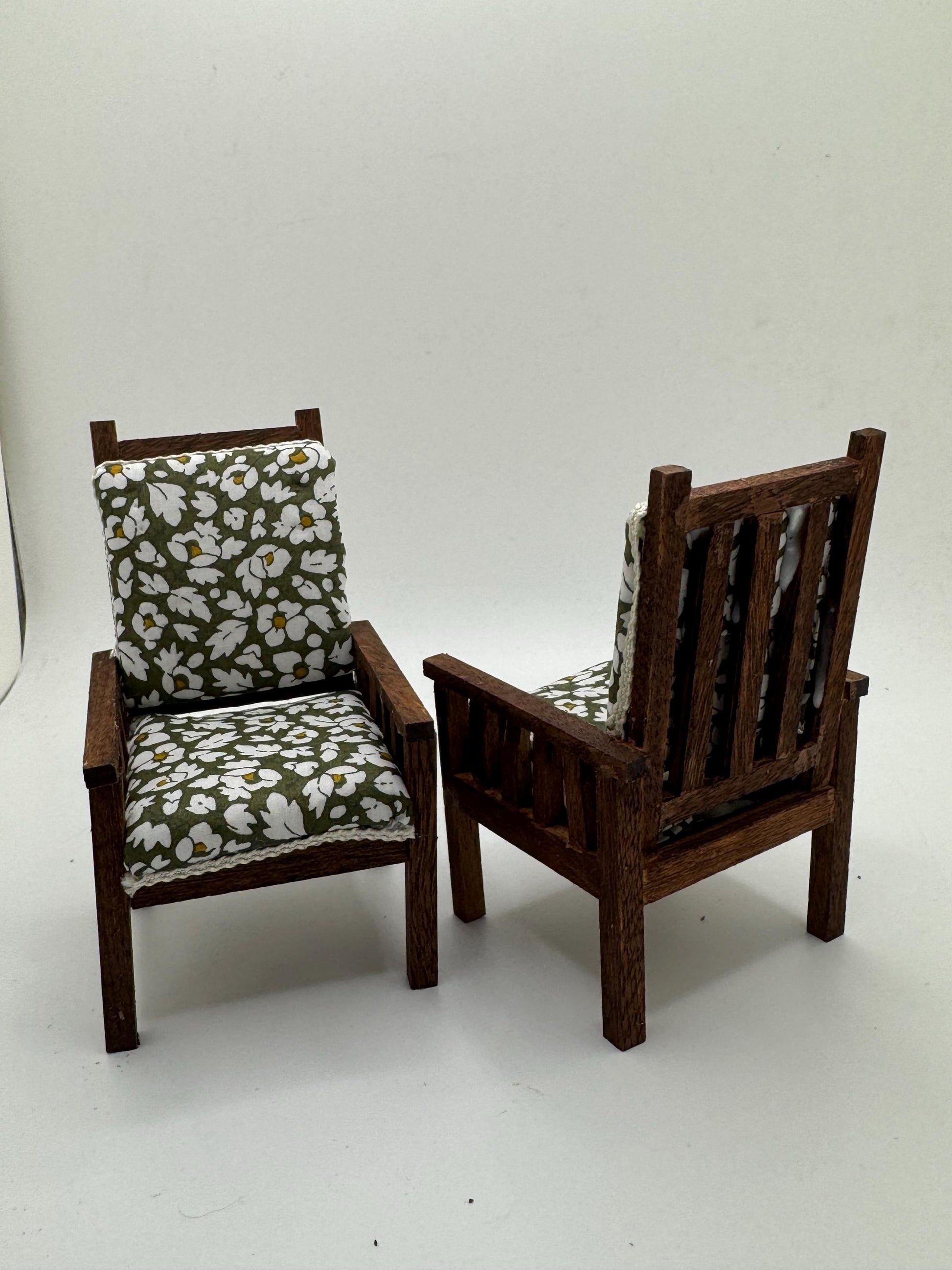 Dolls House Miniatures - 1/12 Arts and Crafts Chairs - Liberty fabric x1 chair