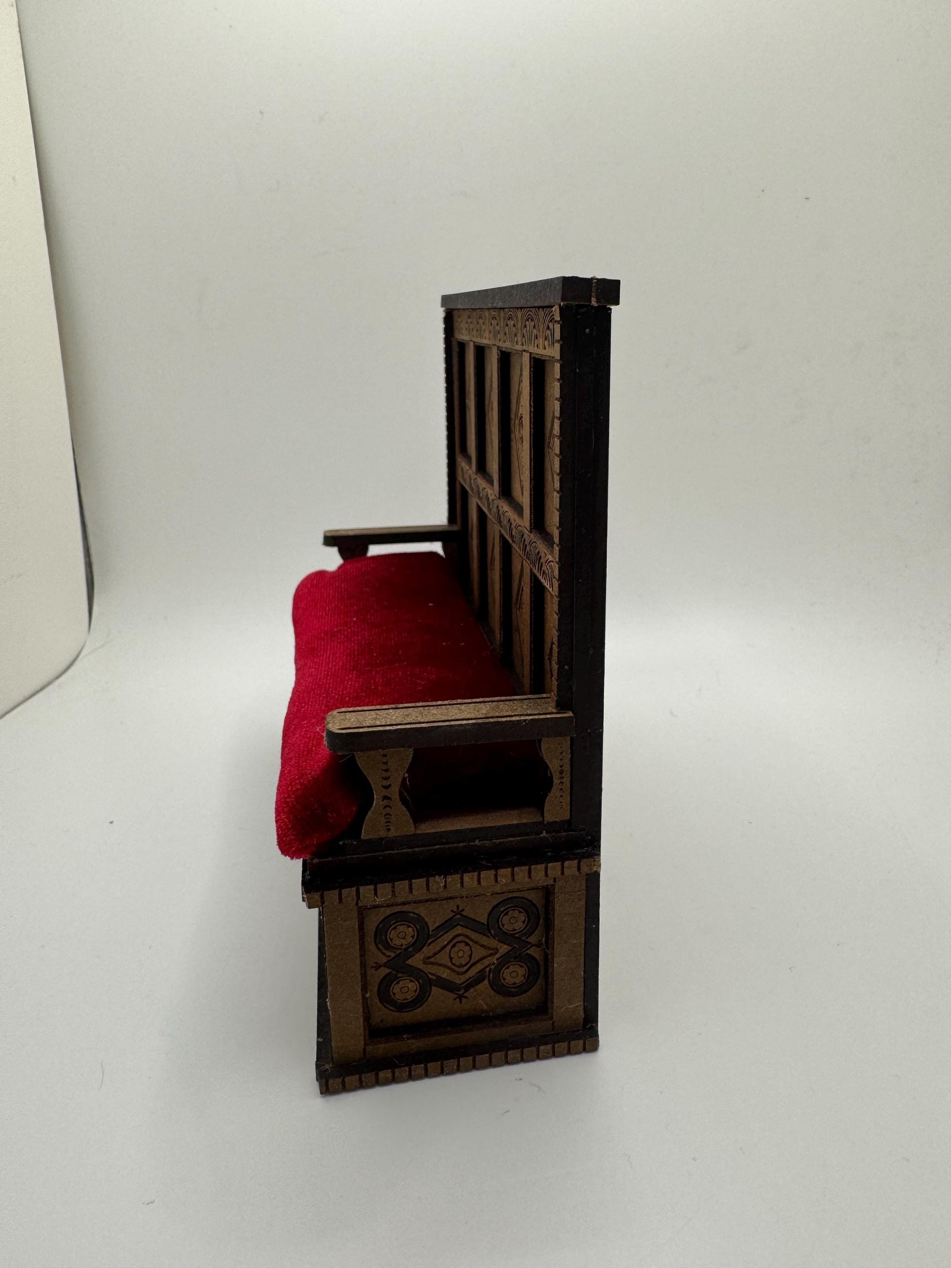 Dolls House Miniatures - 1/12th Medieval style bench seat