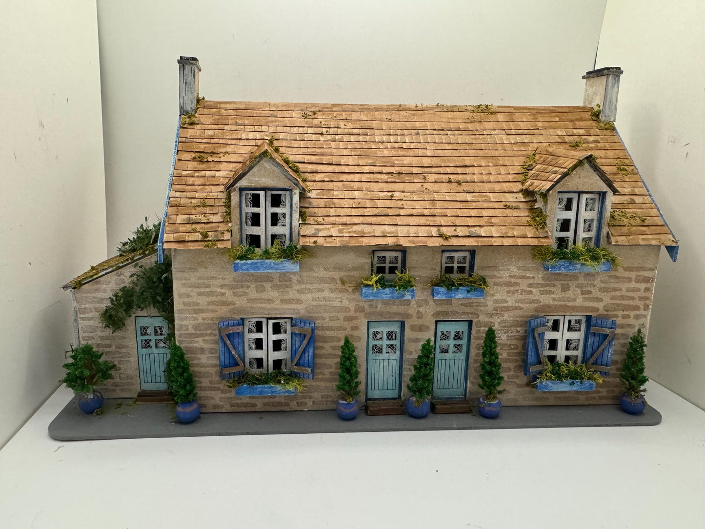 Dolls House Miniatures ( 1/48th - 1:48th - 1/4" - Quarter Inch Scale )  Seaside cottages - OOAK