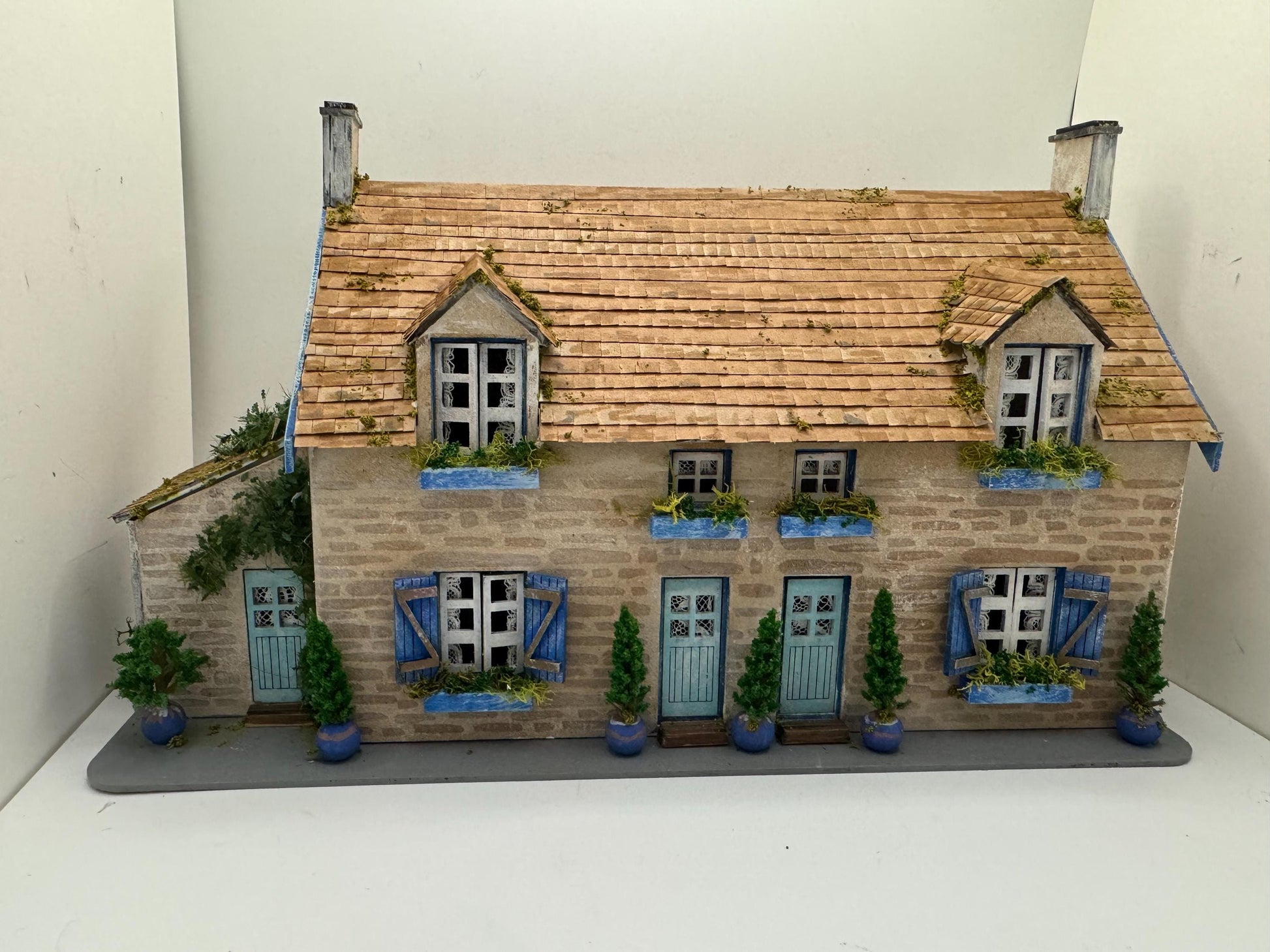 Dolls House Miniatures ( 1/48th - 1:48th - 1/4" - Quarter Inch Scale )  Seaside cottages - OOAK