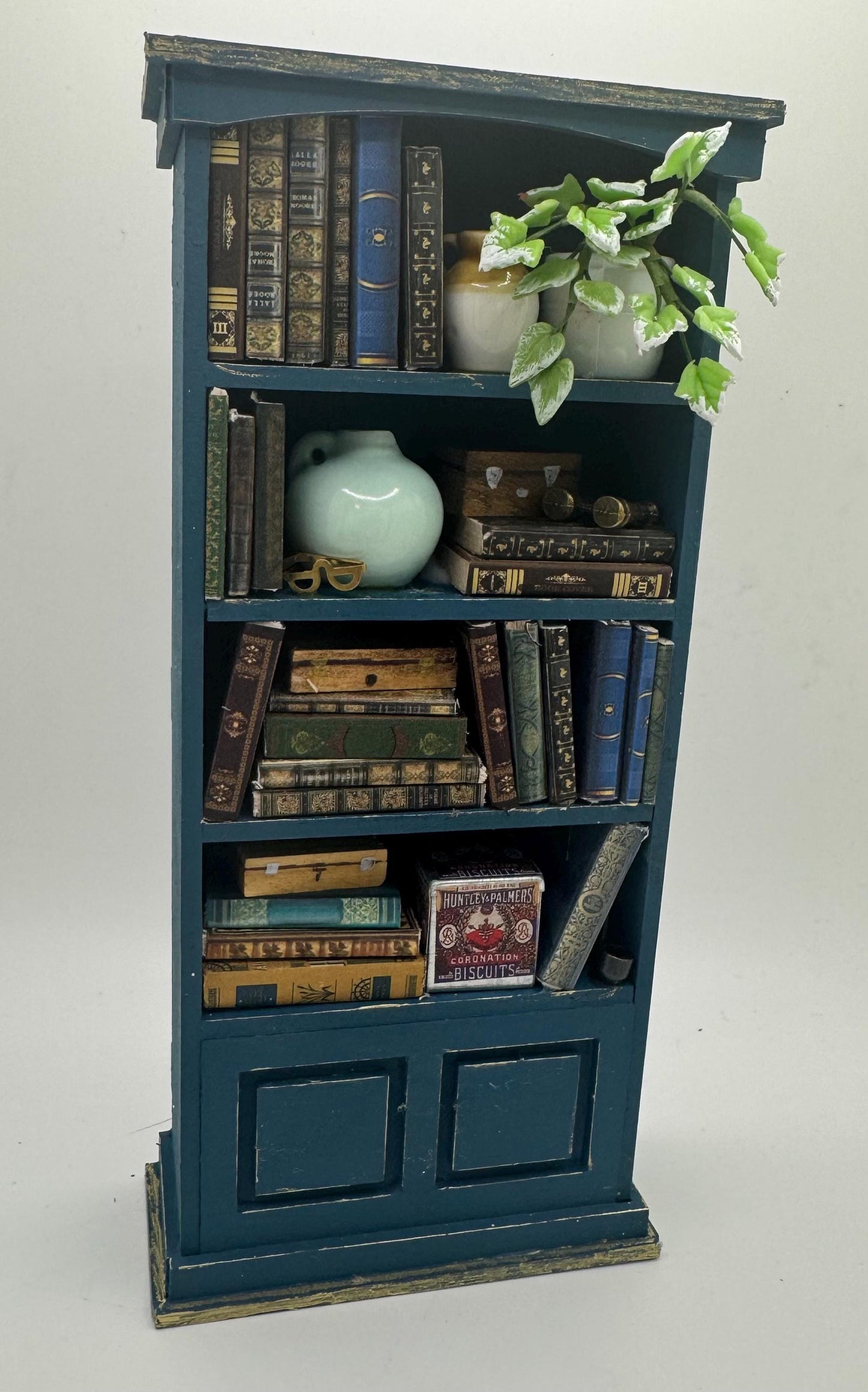 Dolls House Miniatures - 1/12th Peacock Blue Bookshelf / Bookcase
