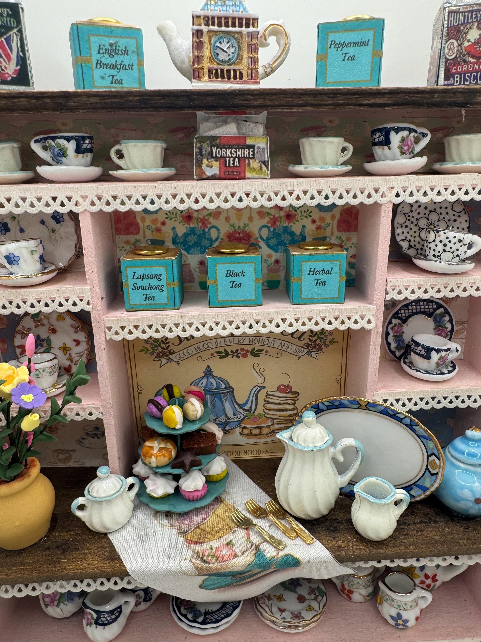 Dolls House Miniatures - 1/12th  - Time for Tea  shop display /  Dresser / Hutch