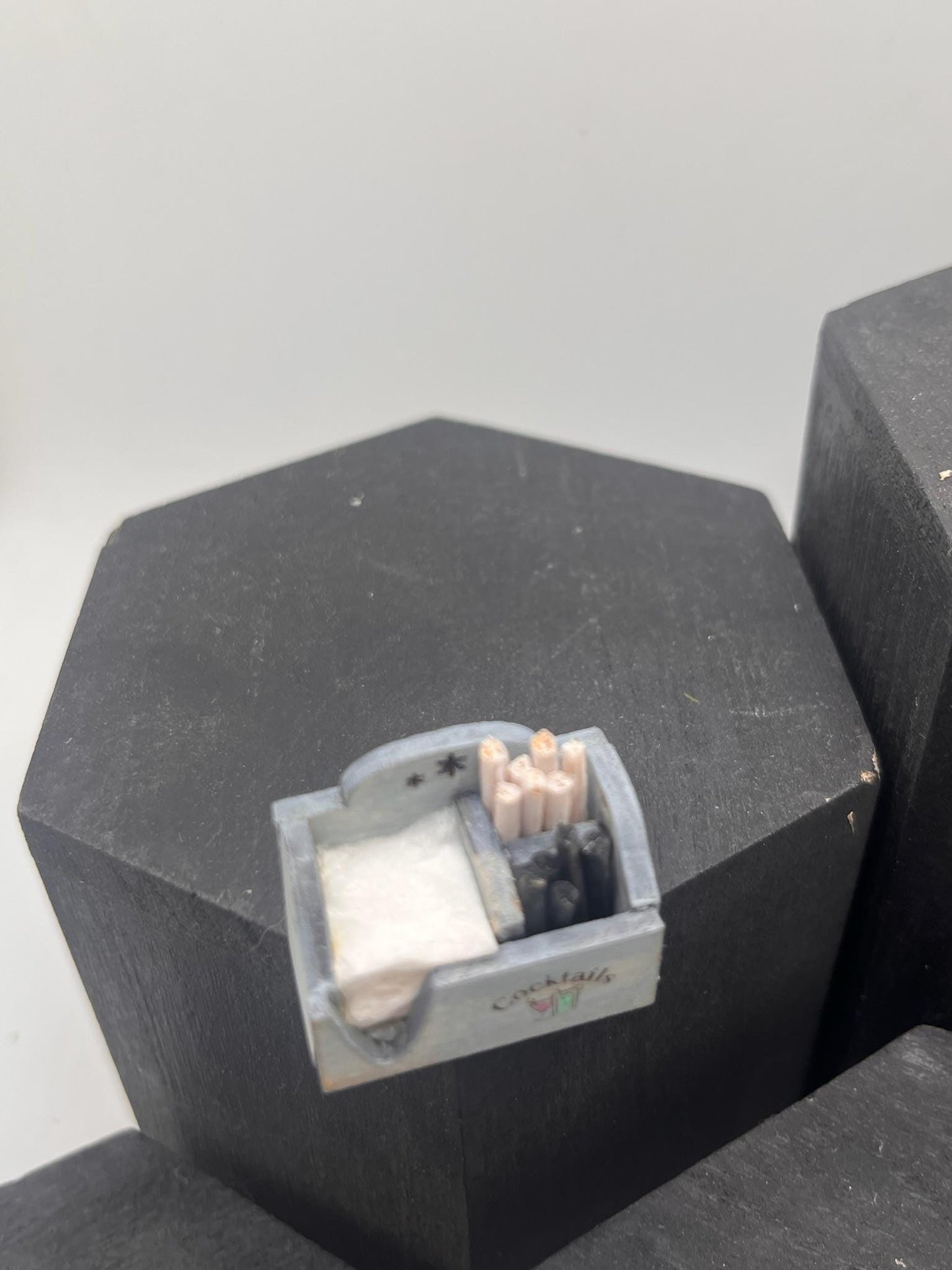 Dolls House Miniatures - 1/12th Bar / Cocktail Box