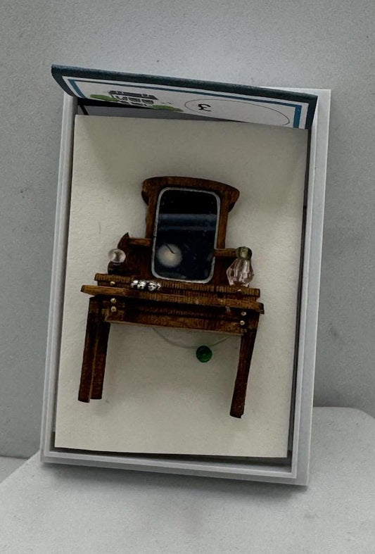 Dolls House 1/48th - Dressing Table