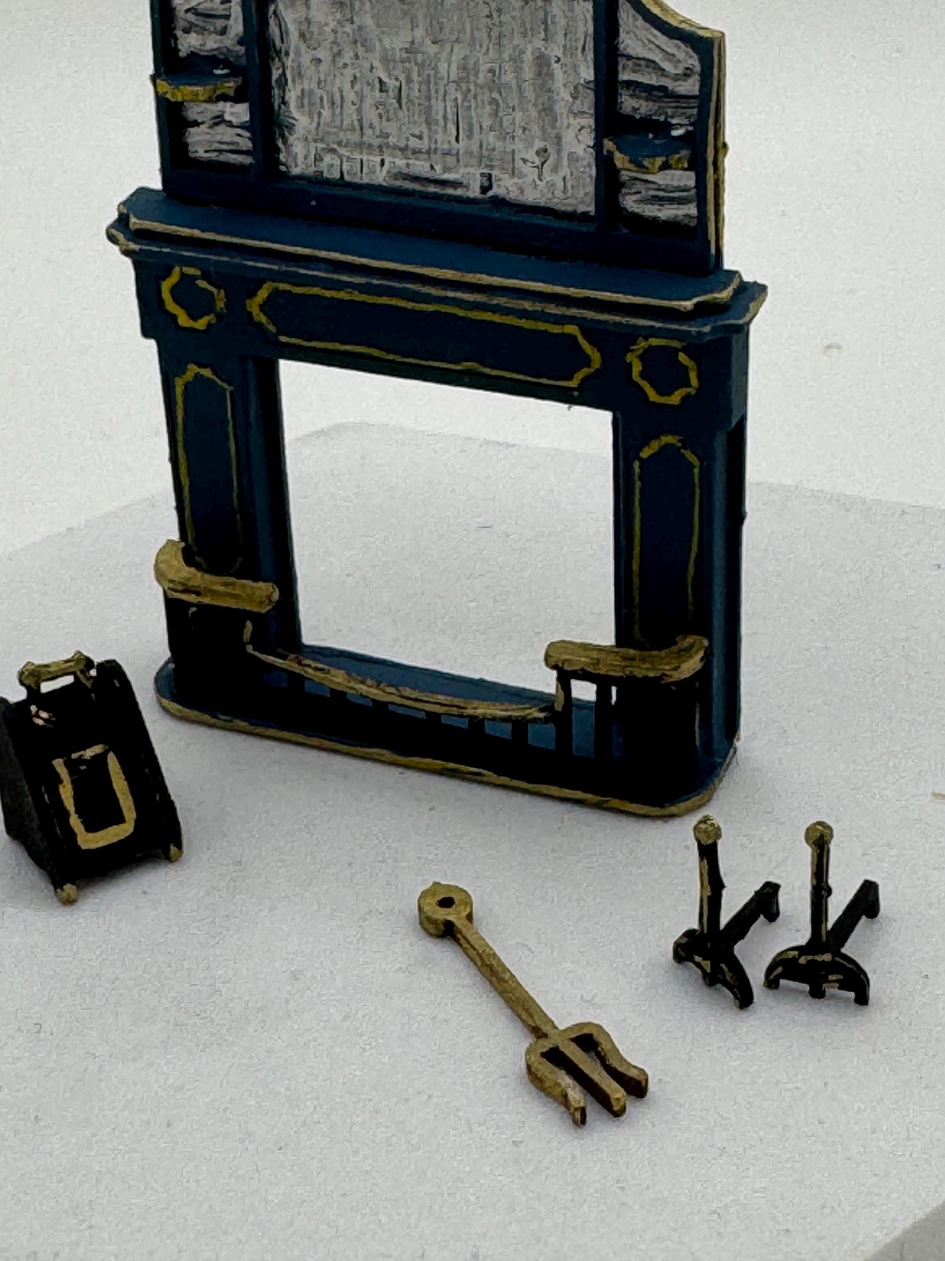 Dolls House 1/48th - Mirror Over mantle fireplace with tools