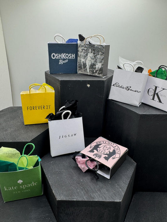 Dolls House Miniatures- 1/12th Shopping Bags x8 - SET 6 - Fashion