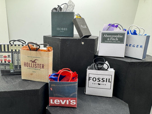 Dolls House Miniatures- 1/12th Shopping Bags x8 - SET 7 - Fashion