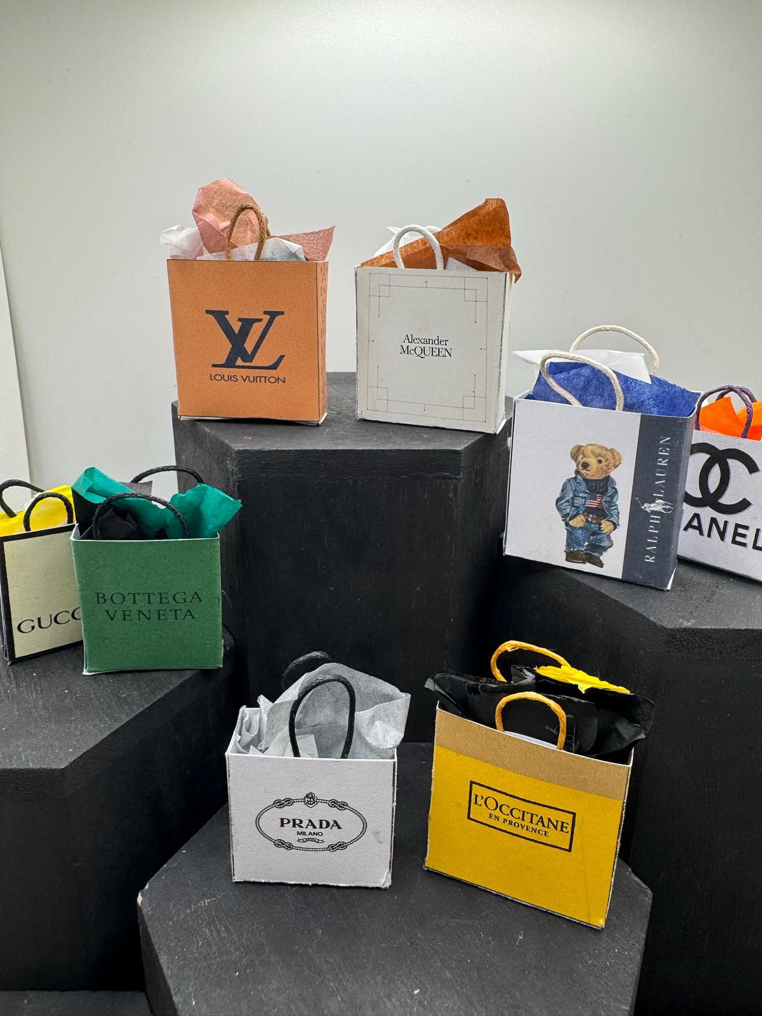 Dolls House Miniatures- 1/12th Shopping Bags x8 - SET 15 - High End Fashion