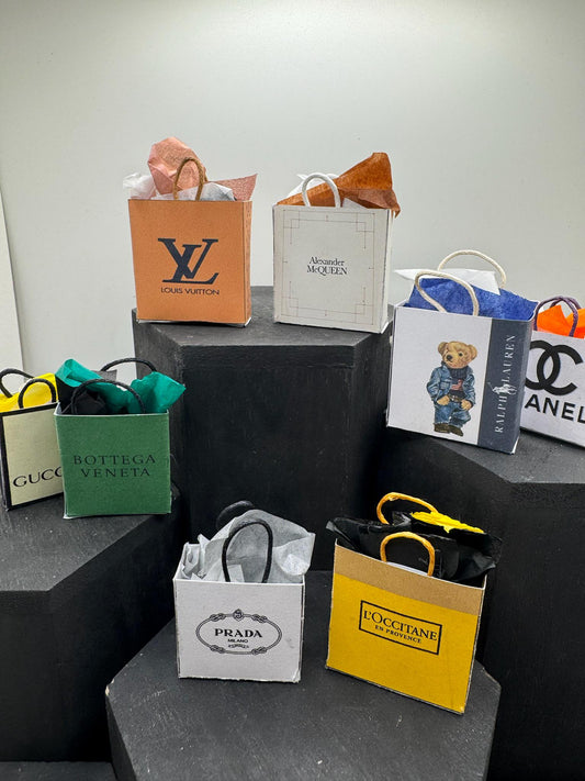 Dolls House Miniatures- 1/12th Shopping Bags x8 - SET 15 - High End Fashion