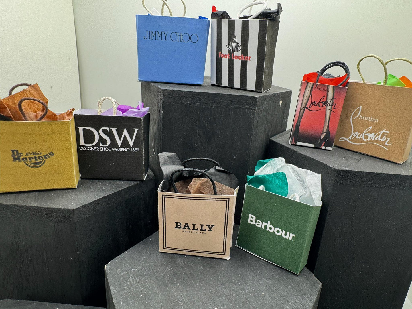 Dolls House Miniatures- 1/12th Shopping Bags x8 - SET 17 - Shoes