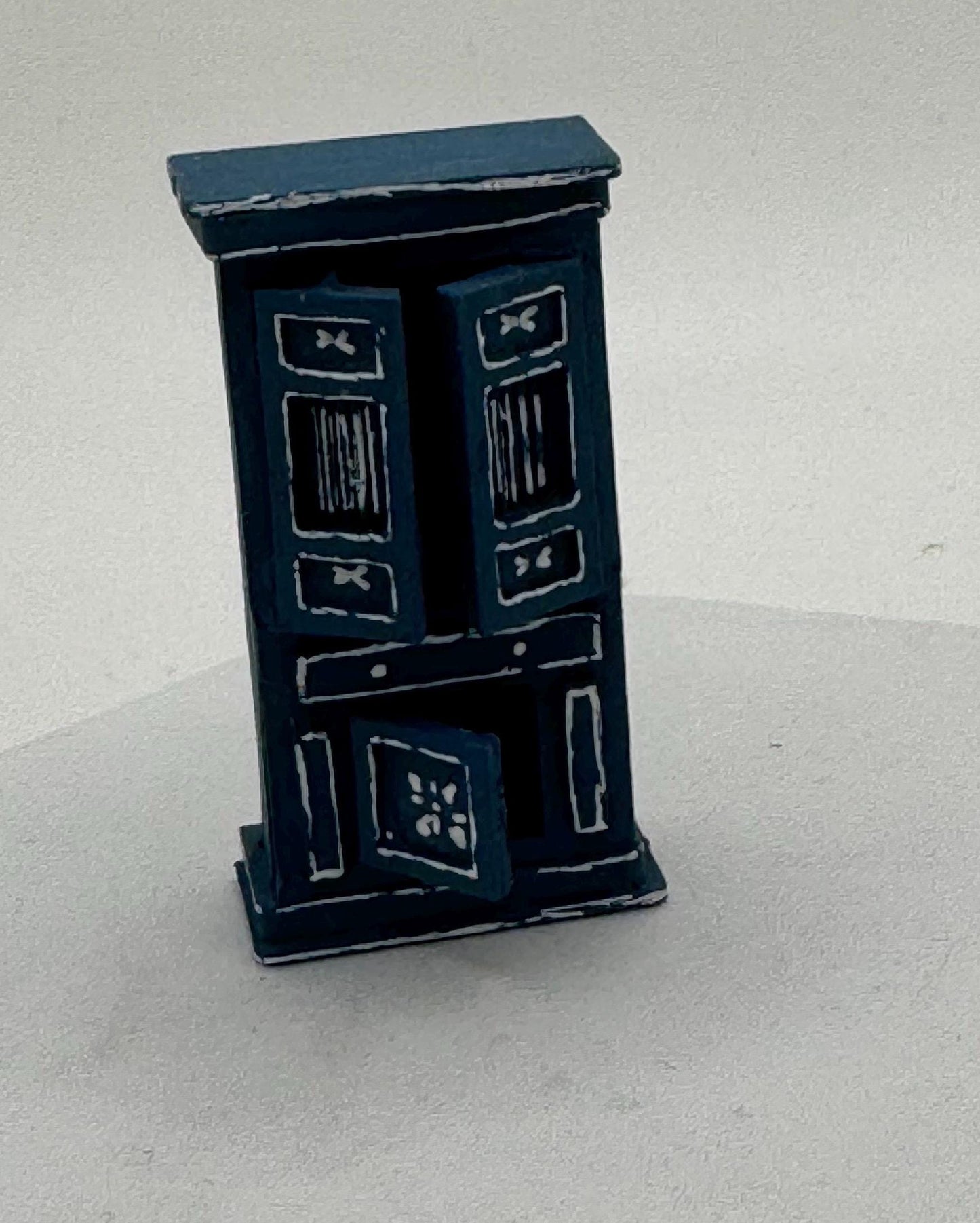 Dolls House 1/48th - Welsh Bread And Cheese Cupboard