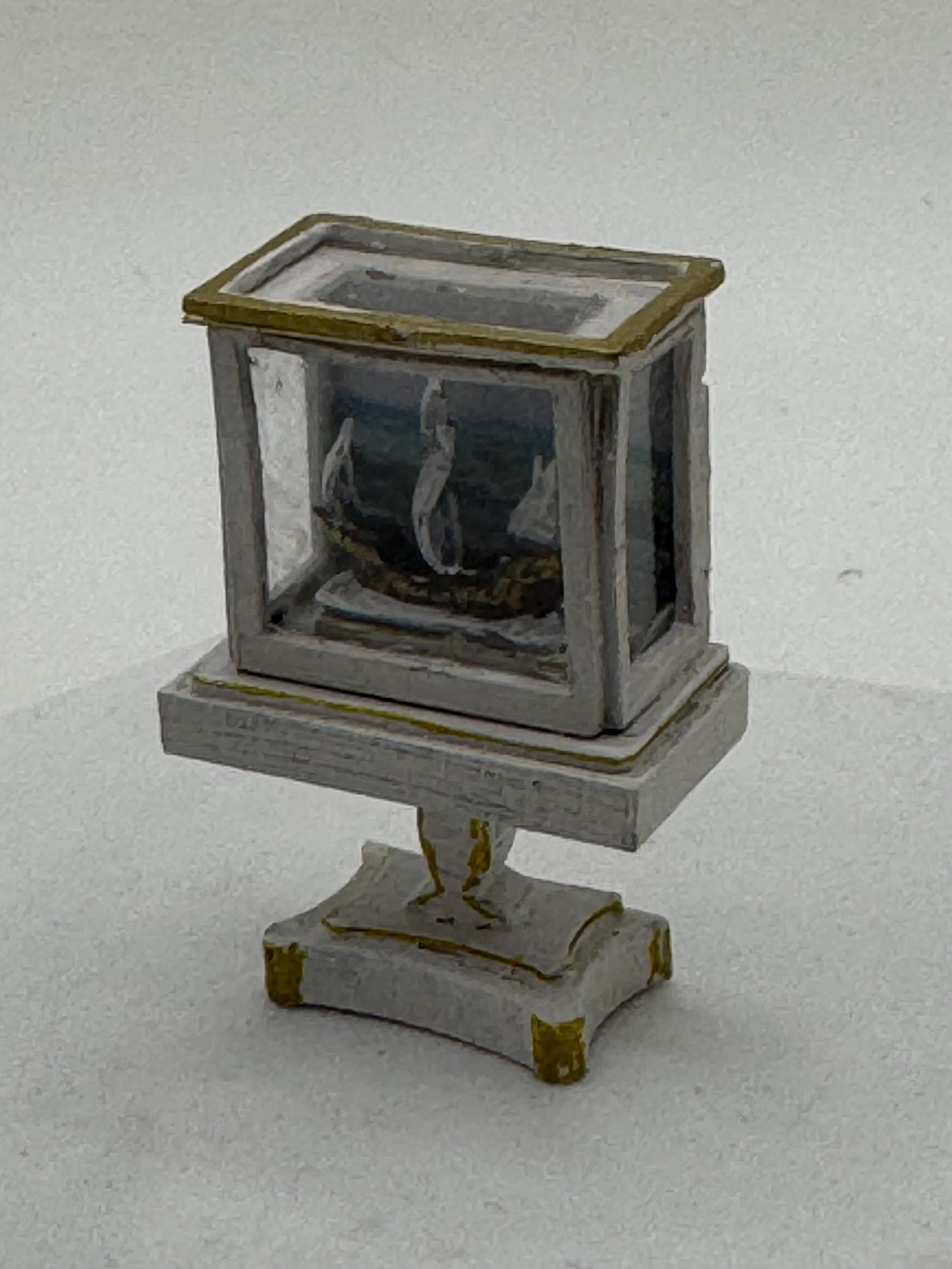 Dolls House 1/48th - Ship Display Cabinet