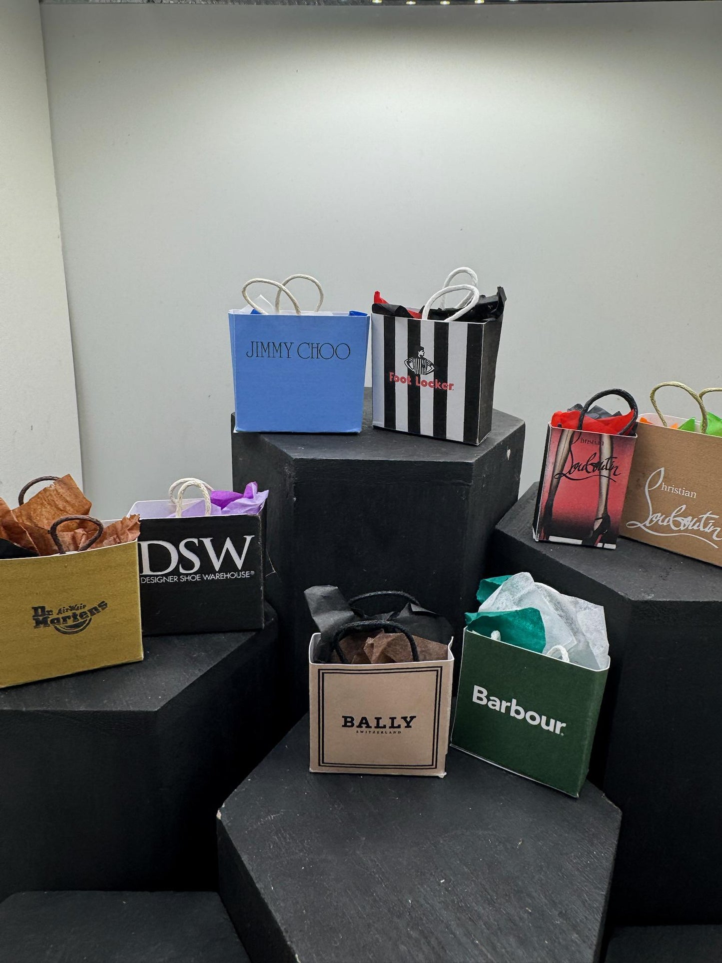 Dolls House Miniatures- 1/12th Shopping Bags x8 - SET 17 - Shoes