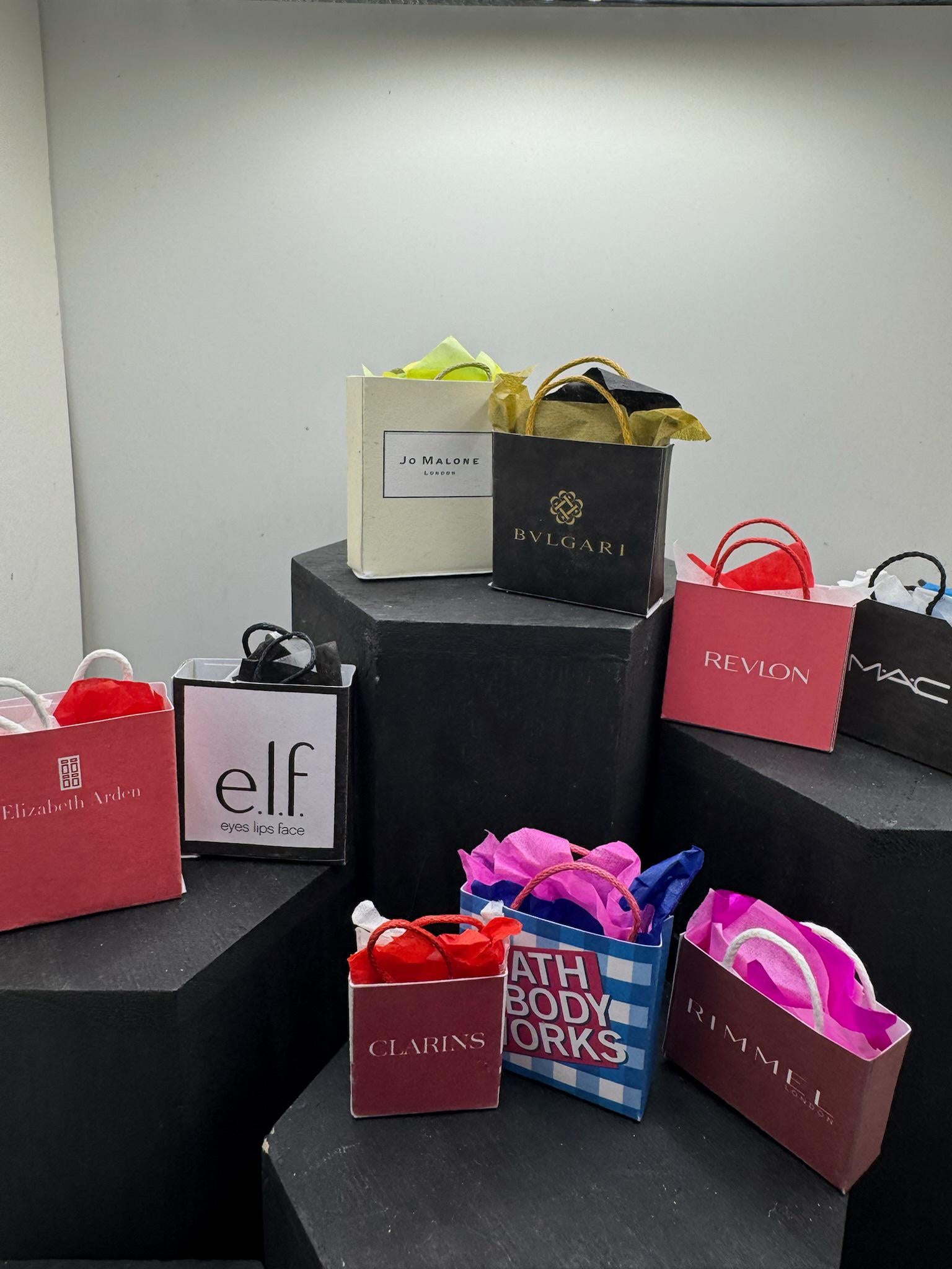 Dolls House Miniatures- 1/12th Shopping Bags x9 - SET 21 - Perfume / Make up