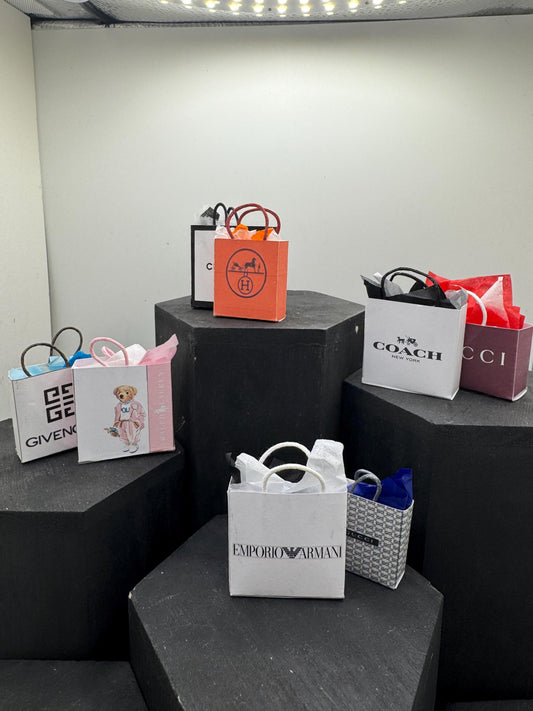 Dolls House Miniatures- 1/12th Shopping Bags x8 - SET 14 - High End Fashion