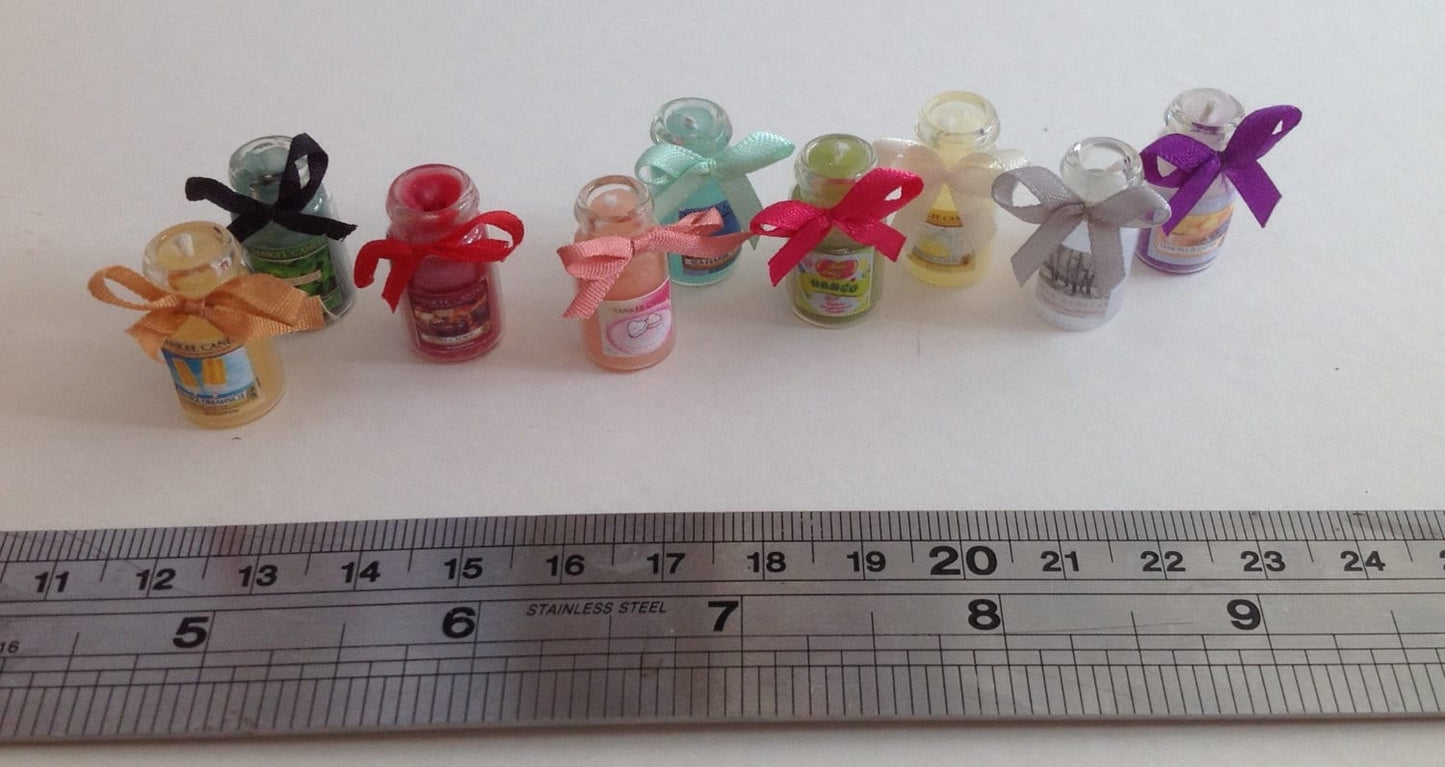 Dolls House Miniatures - 1/12th small candle jar x 1 (assorted colours)