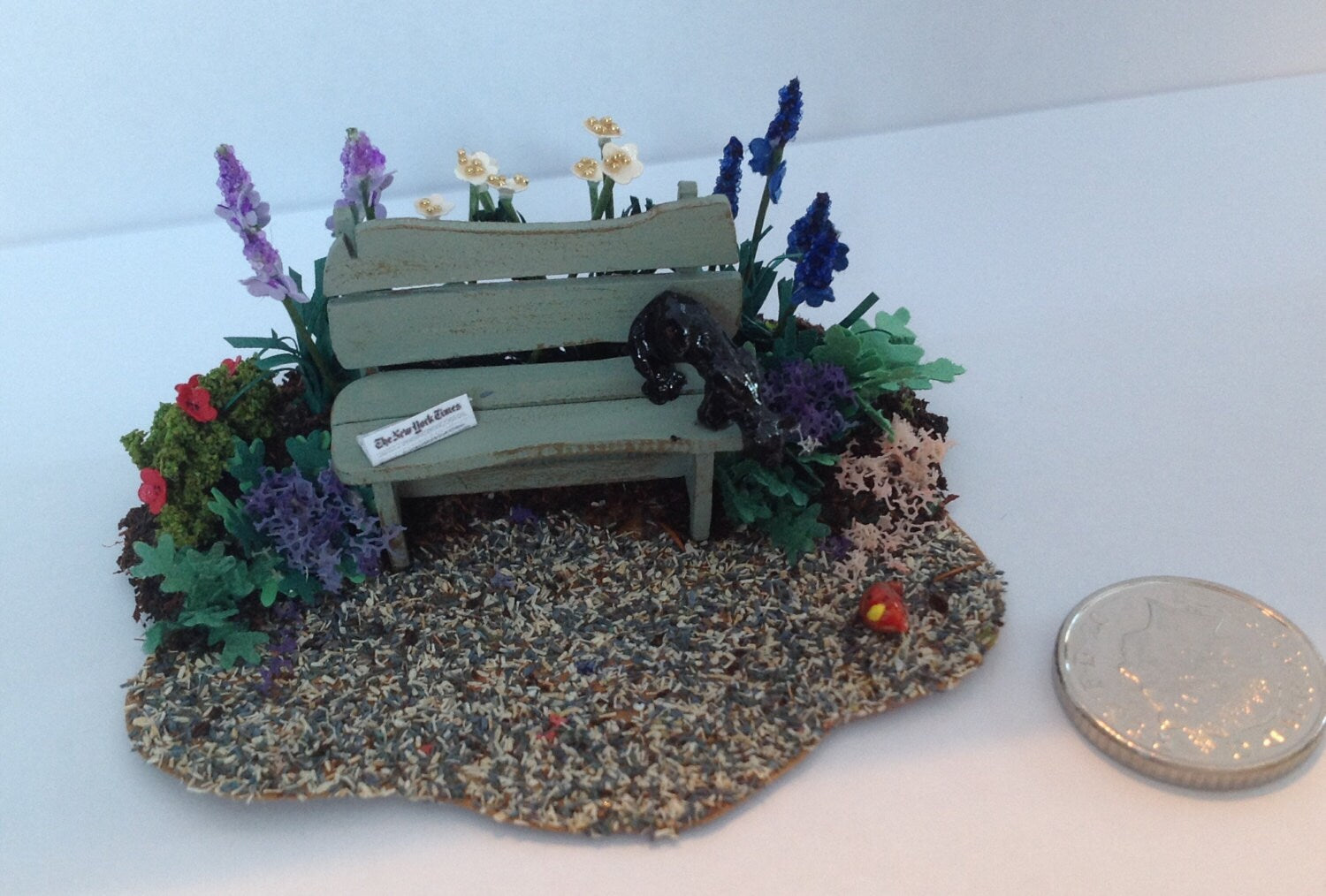 Dolls House Miniatures ( 1/48th - 1:48th - 1/4" - Quarter Inch Scale ) - Hand Painted  - Garden Bench Scene